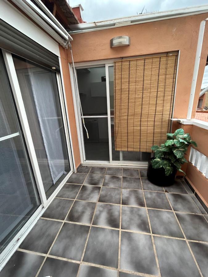 Acogedora Y Moderna Casa En Pueblo Serra Exterior foto